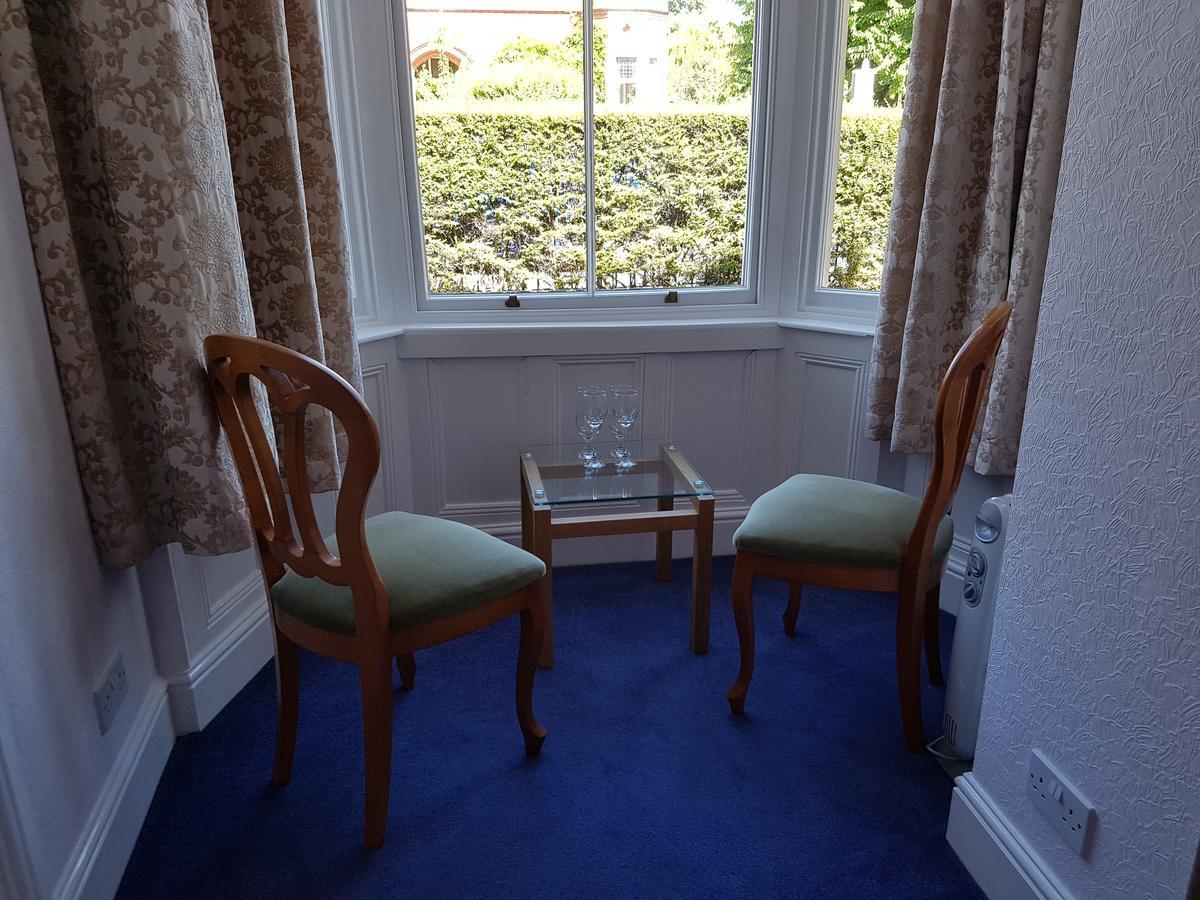Alexandra Lodge Guest House Chester Buitenkant foto